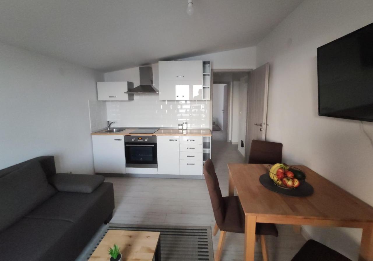 Matej 3 Apartman Zára Kültér fotó