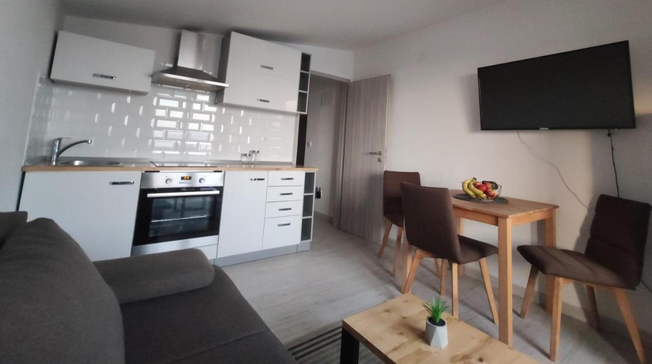 Matej 3 Apartman Zára Kültér fotó