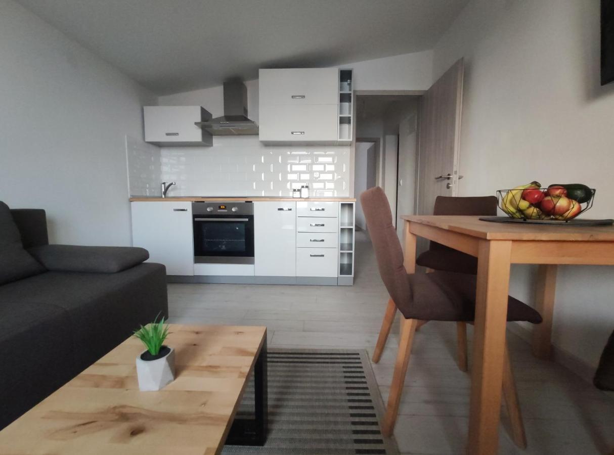 Matej 3 Apartman Zára Kültér fotó